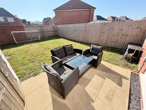 Cuddington Grove Rossmore